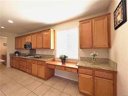 17231 Greentree Dr — Photo 10