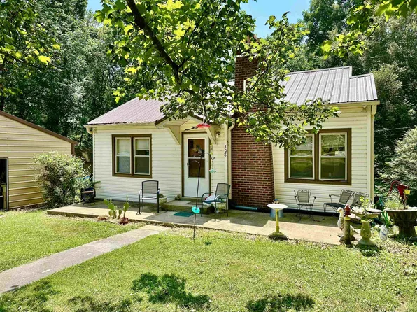 308 Milan Hwy, Trenton, TN 38382