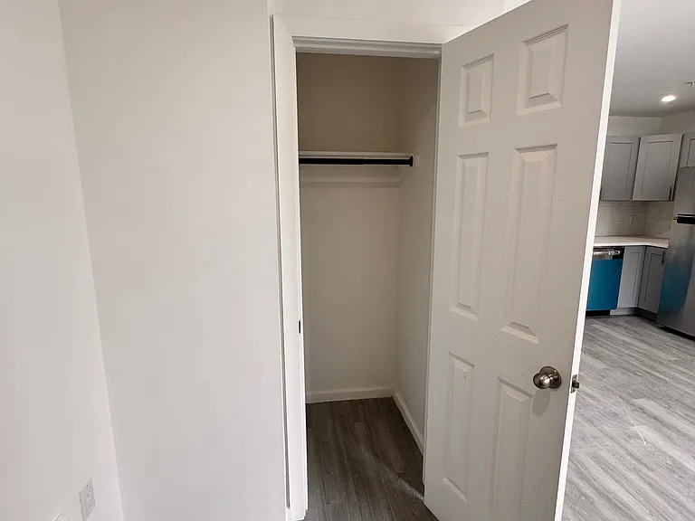 2250 Butler St #103 — Photo 2