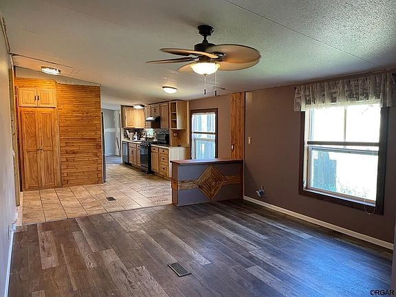 5th image of 986 Coyote Cir