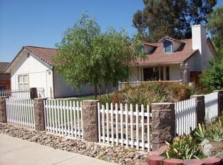 1616 Racquet Club Dr, Los Banos, CA 93635