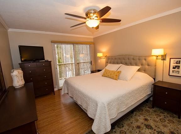5th image of 835 Trailridge E