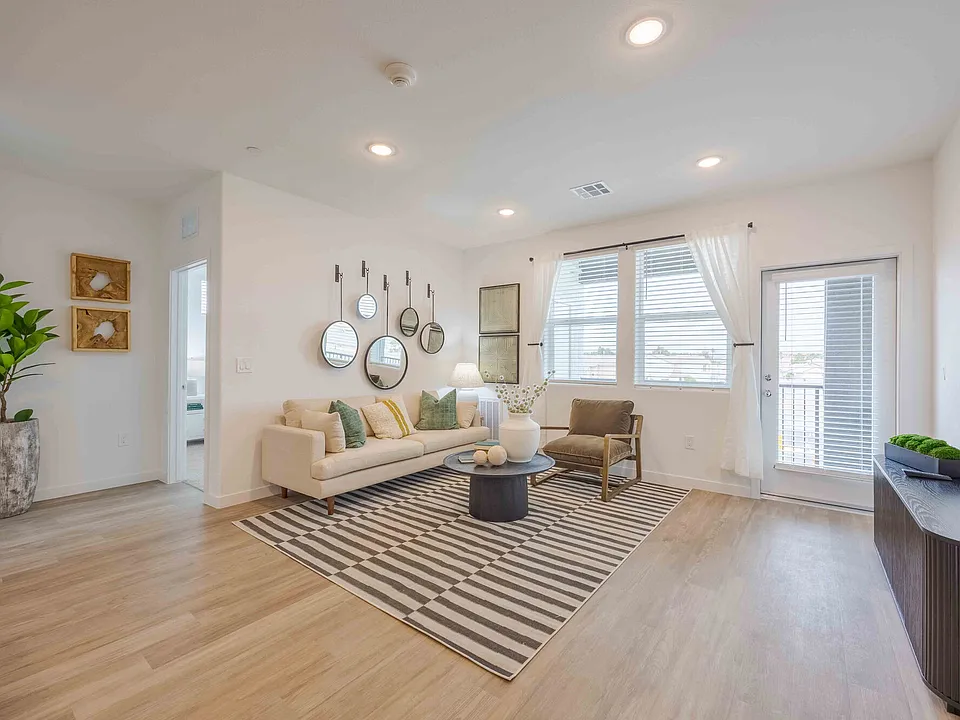 Ascend Symmetry at Cadence apartments community photo