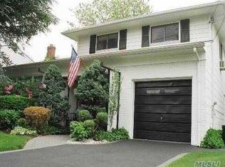 854 Van Buren St, Baldwin, NY 11510