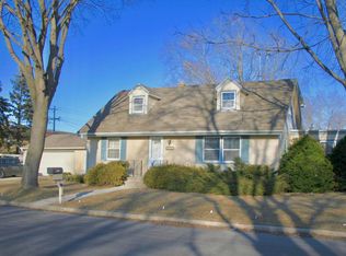 7144 N 38th St, Milwaukee, WI 53209