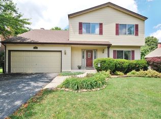 2565 Midland Dr, Naperville, IL 60564