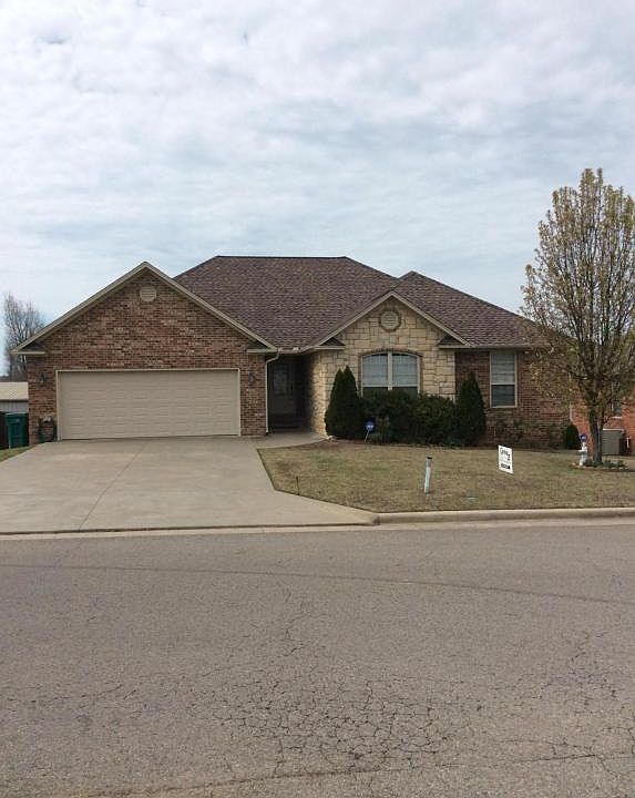 1st image of 3915 Shiloh Manor Dr