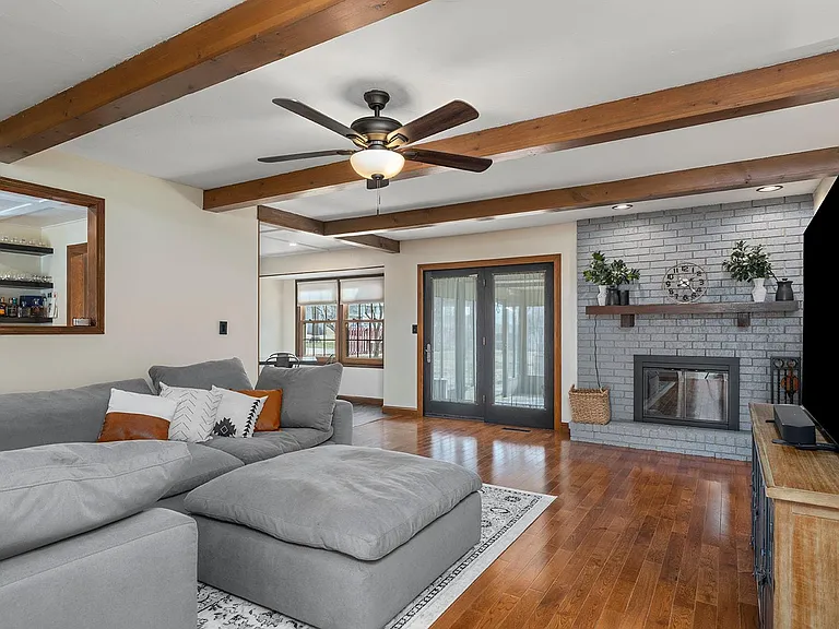 HOUSE WILL NOT BE FURNISHED. UNFURNISHED RENTAL