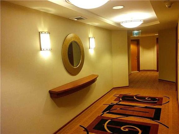 4th image of 21205 Yacht Club Dr APT 3209