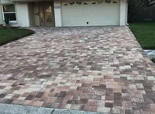 1418 Shell Flower Dr, Brandon, FL 33511