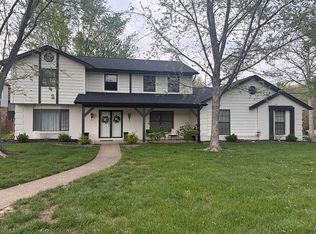 1001 Stonybrook Dr, O Fallon, IL