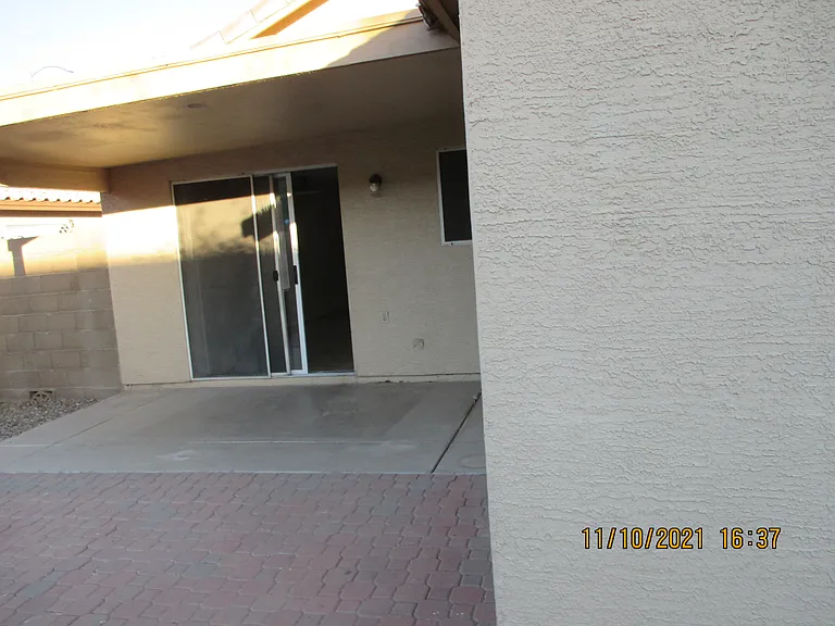 436 S 93rd Pl — Photo 9