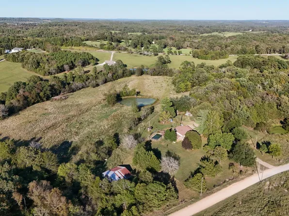 459 Ash Trl, Melbourne, AR 72556