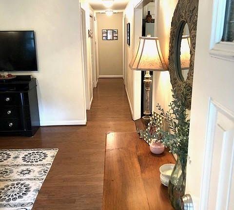 2nd image of 1297 Dennis Ln