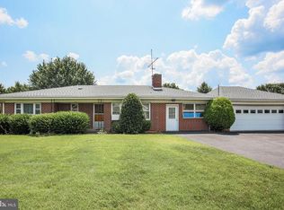 602 E Winding Hill Rd, Mechanicsburg, PA 17055