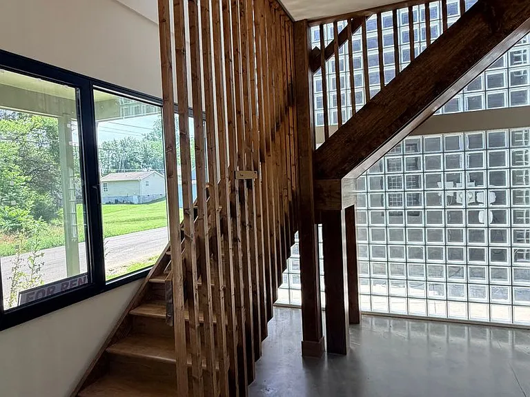 3535 Oswald St — Photo 5
