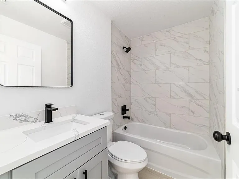 15388 SW 26th Pl — Photo 26