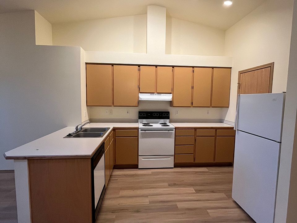 1st image of 1716 4th St APT 2