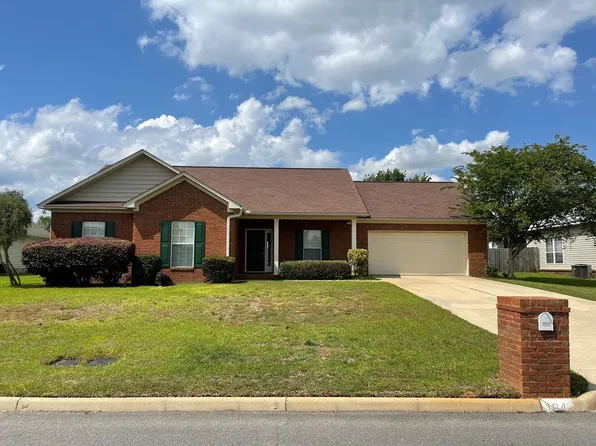 104 Arapahoe Ln, Midland City, AL 36350