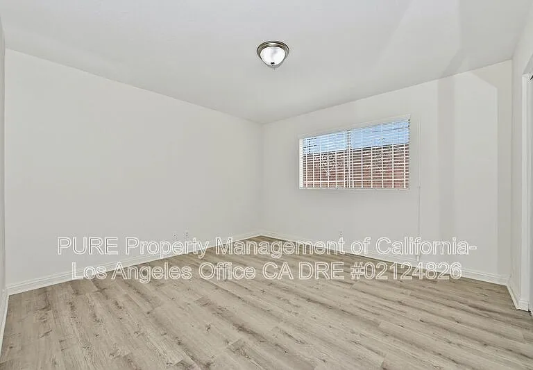 1538 W 205th St #2 — Photo 6