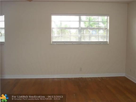 4th image of 640 Tennis Club Dr APT 312