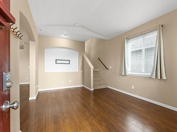 3rd image of 14409 Lockwood Ln SE