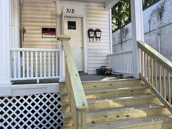 2nd image of 312 S Ingersoll St #1
