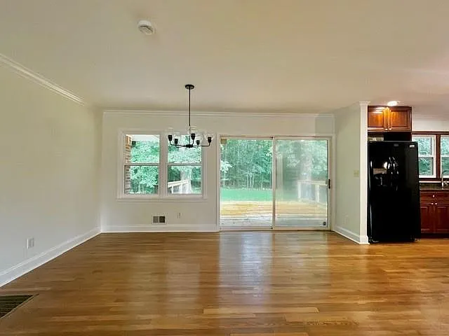 5933 Old Stone Mountain Rd — Photo 9