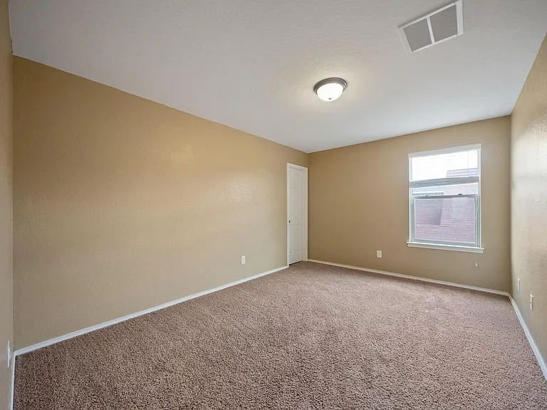 127 Bass Ln — Photo 15