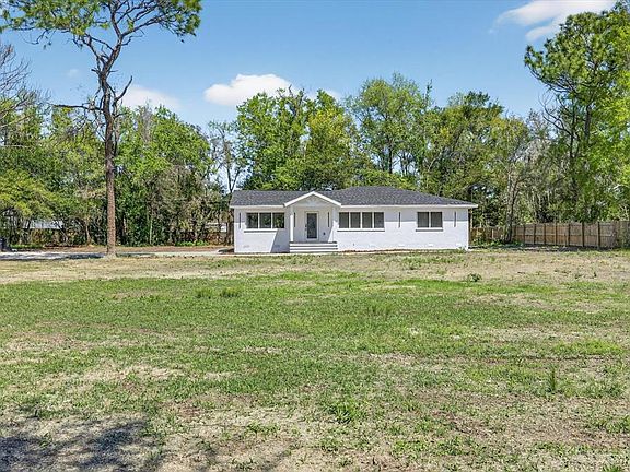 2nd image of 17607 Rockledge Ave