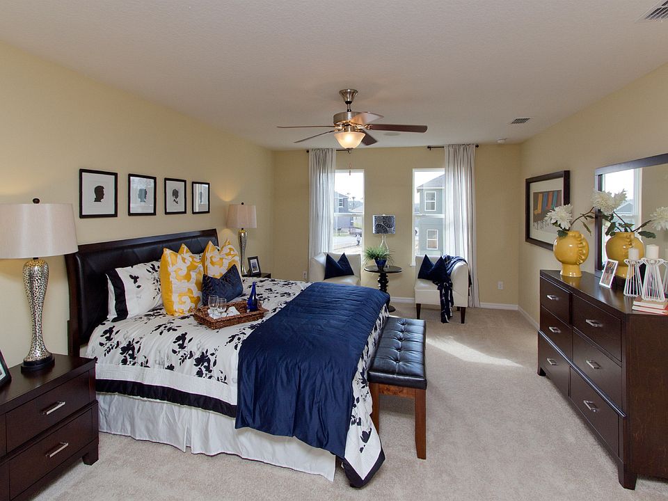 4792 GRASSY KNOLL DR