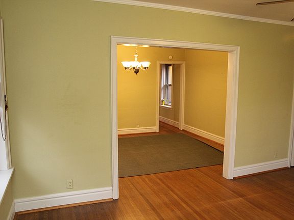 3rd image of 7324 Pershing Ave