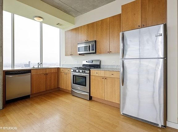 2nd image of 1720 S Michigan Ave APT 1710