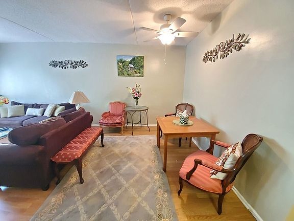3rd image of 123 W 117th St APT 3
