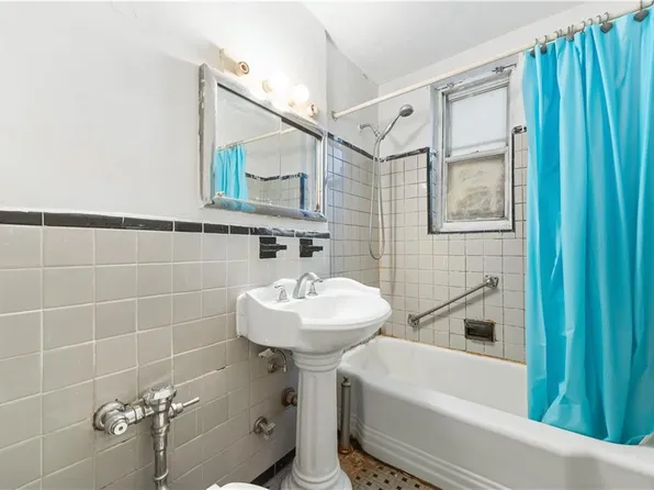 2212 Brigham Street image 13 of 18