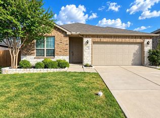 2905 Firewheel St, Heartland, TX 75126