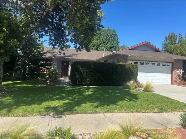 6801 Canterbury Dr, Huntington Beach, CA 92647