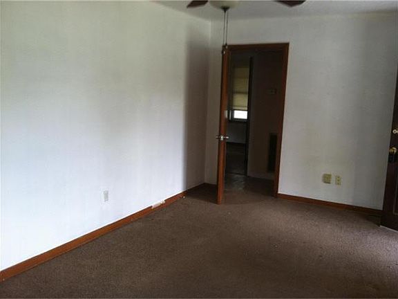 5th image of 1809 10th St