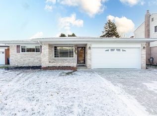 30428 Cousino Dr, Warren, MI 48092