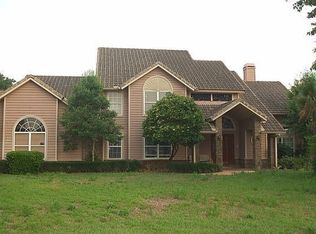 69 Spring Lake Dr, Debary, FL 32713