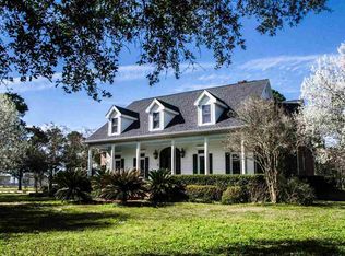 2071 Moore Rd, Beaumont, TX 77713