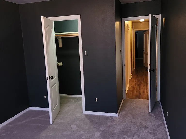 1922 Pheasant Dr — Photo 10
