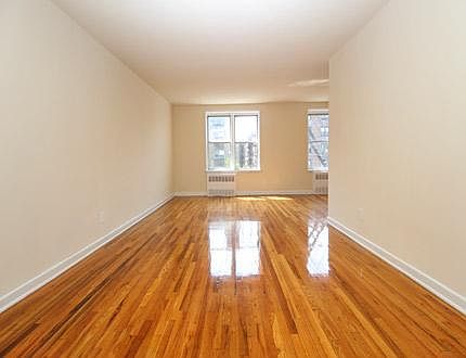 1st image of 13954 35th Ave #1