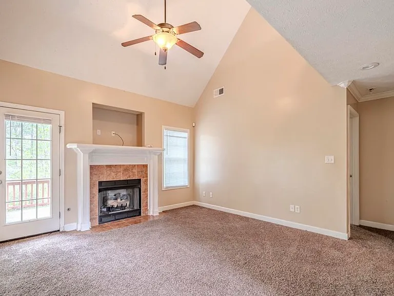 33 Rustic Bridge Dr — Photo 6