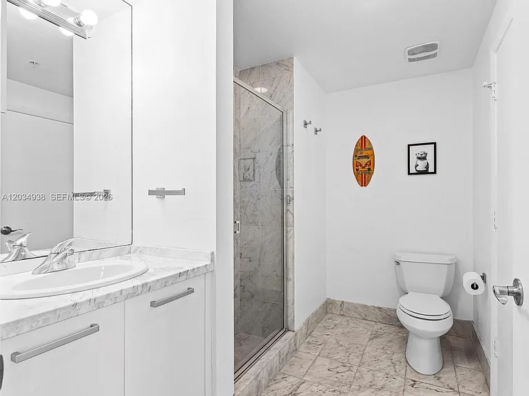 244 Biscayne Blvd #701 — Photo 16