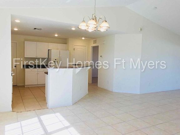 3rd image of 927 NW 7th Pl