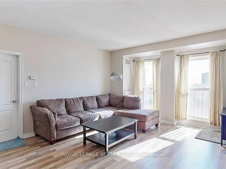 135 James St S #608 — Photo 13