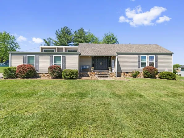 303 Meadow Hill Blvd, Central City, KY 42330