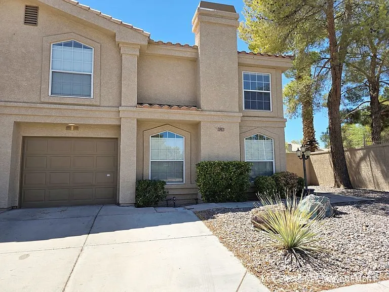 2817 Crystal Lantern Dr — Photo 1
