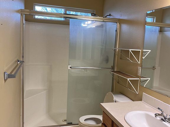 5th image of 1828 W Willow Pointe Ct